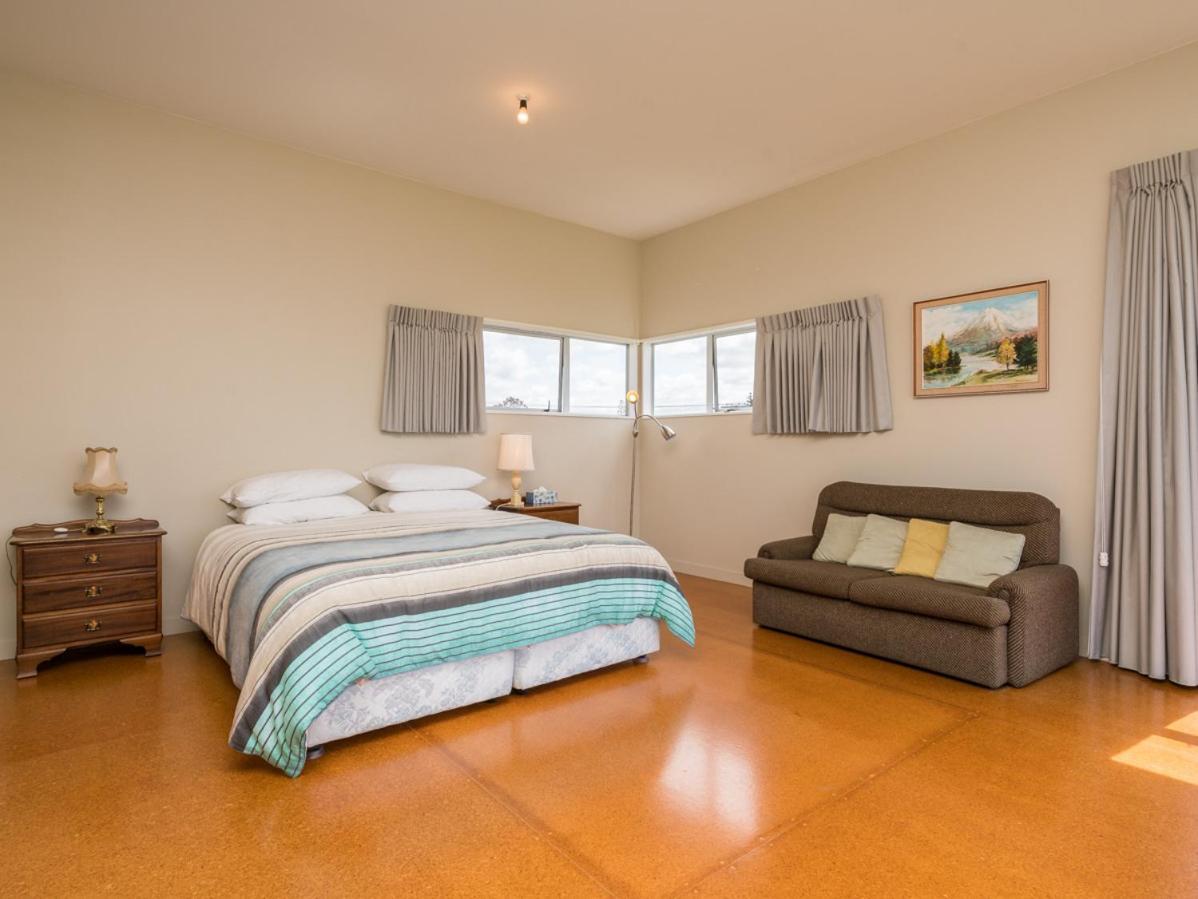 Roberts Retreat - Mangawhai Holiday Home Dış mekan fotoğraf
