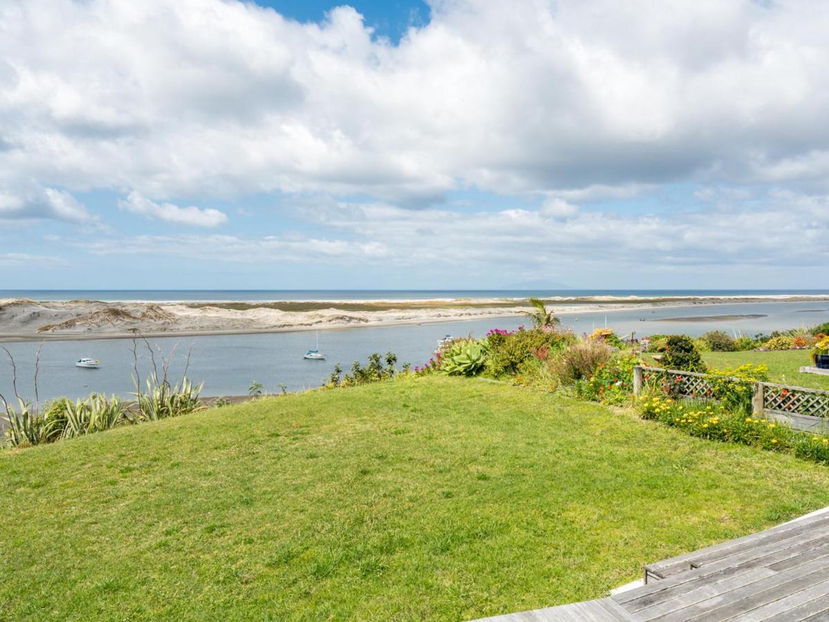 Roberts Retreat - Mangawhai Holiday Home Dış mekan fotoğraf